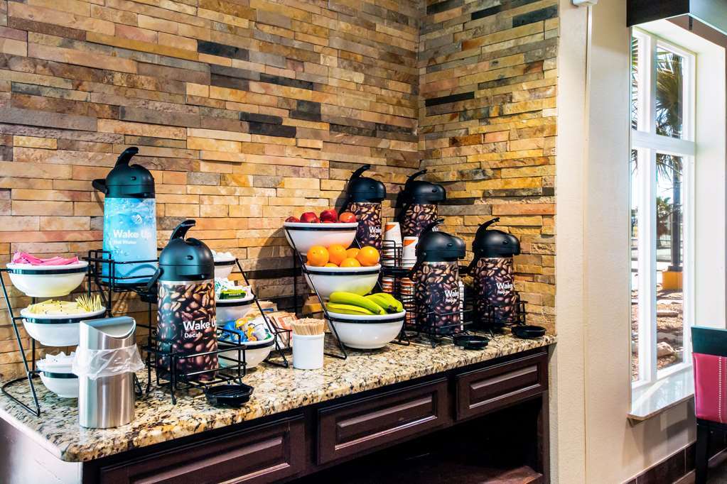 Comfort Inn & Suites Lakeside Eagle Pass Restaurant photo